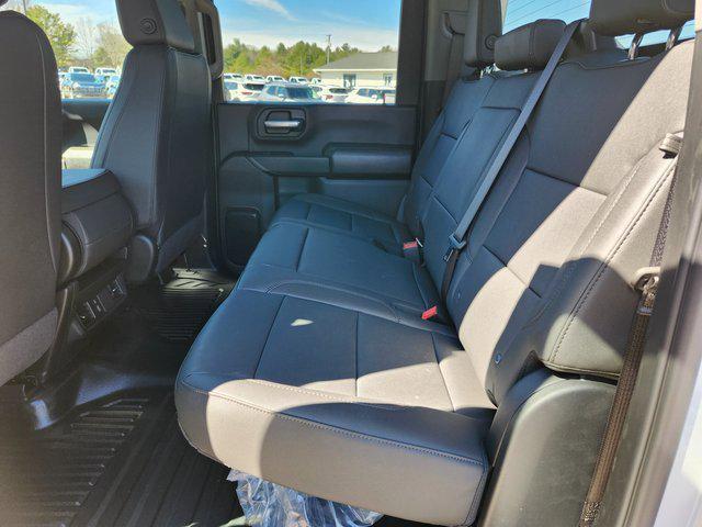 Photo of 2025 Summit White Chevrolet Silverado 3500