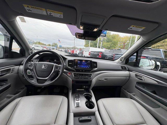 Photo of 2021 Gray Honda Ridgeline