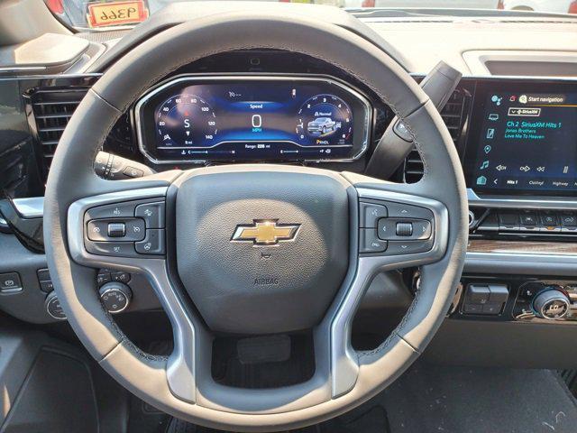 Photo of 2025 Summit White Chevrolet Silverado 1500
