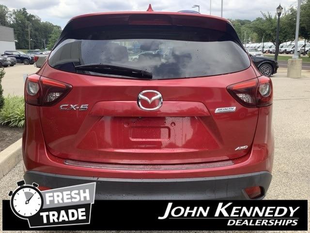 Photo of 2016 SOUL RED METALLIC Mazda CX-5
