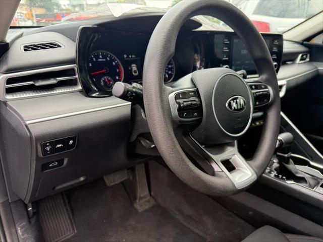 Photo of 2021 Ebony Black Kia K5