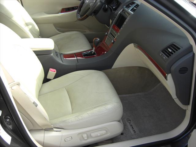 Photo of 2012 Bronze Lexus ES 350