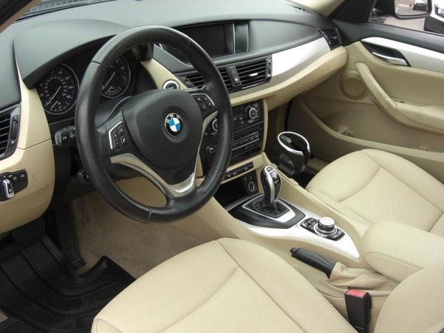 Photo of 2015 BLACK BMW X1