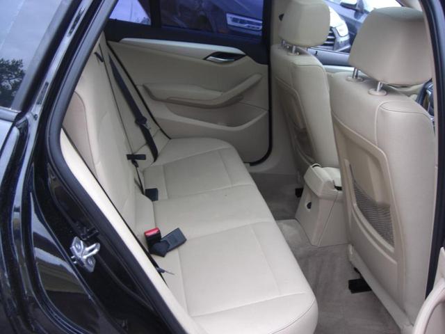 Photo of 2015 BLACK BMW X1