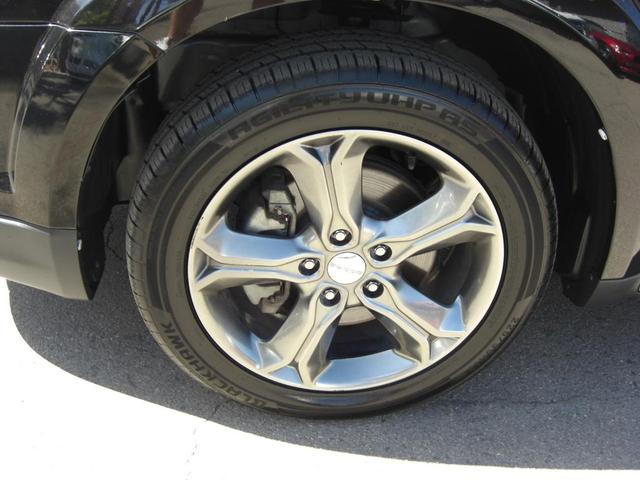 Photo of 2017 Pitch Black Clearcoat Dodge Journey