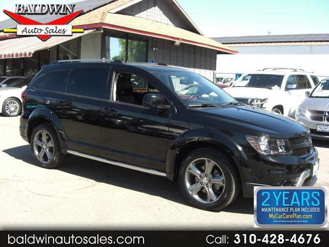 Photo of 2017 Pitch Black Clearcoat Dodge Journey