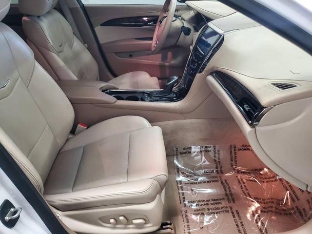 Photo of 2016 Crystal White Tricoat Cadillac ATS