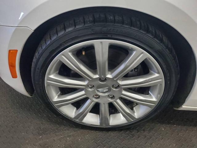 Photo of 2016 Crystal White Tricoat Cadillac ATS