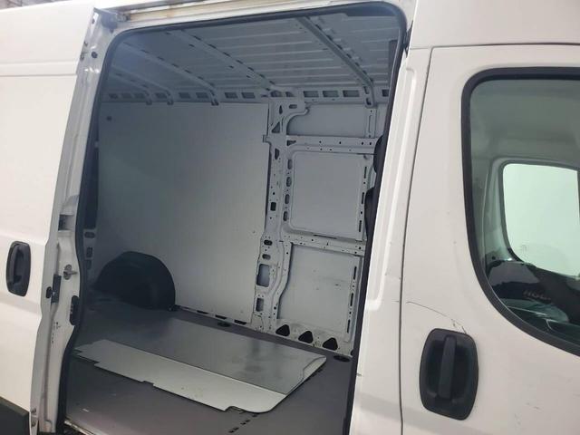 Photo of 2019 Bright White Clearcoat RAM ProMaster 2500