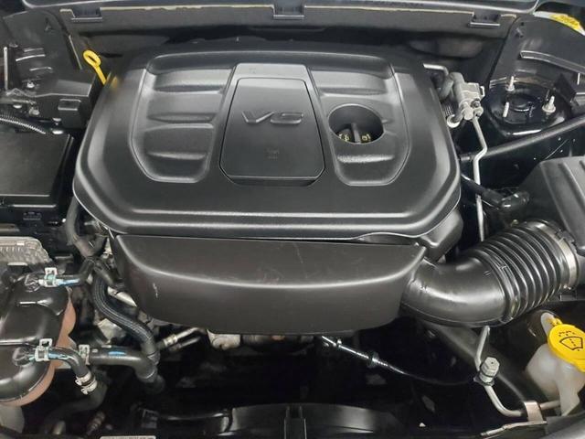 Photo of 2021 Diamond Black Crystal Pearlcoat Jeep Grand Cherokee