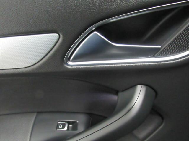 Photo of 2015 Monsoon Gray Metallic Audi Q3