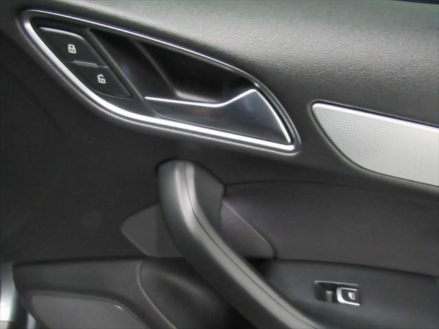 Photo of 2015 Monsoon Gray Metallic Audi Q3