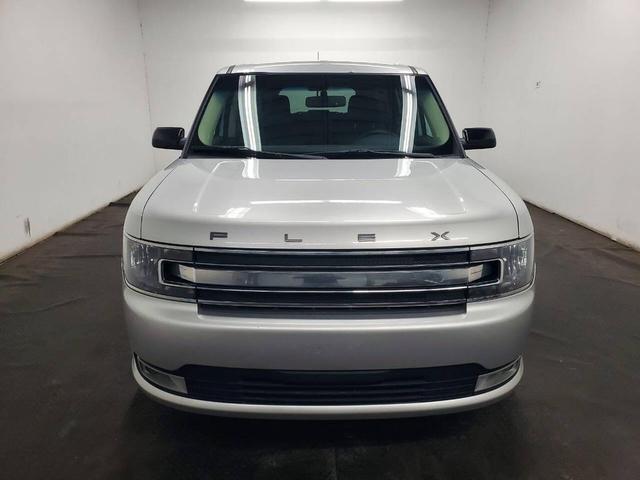 Photo of 2017 Ingot Silver Ford Flex