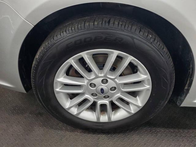 Photo of 2017 Ingot Silver Ford Flex