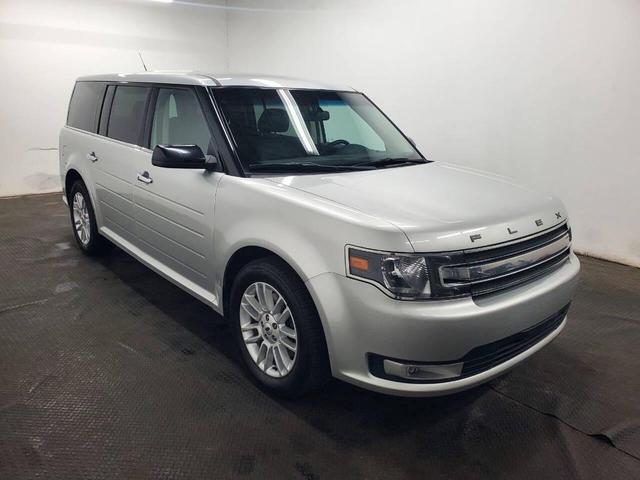 Photo of 2017 Ingot Silver Ford Flex