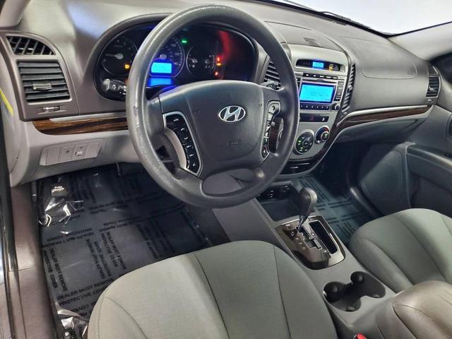 Photo of 2011 Mineral Gray Hyundai SANTA FE