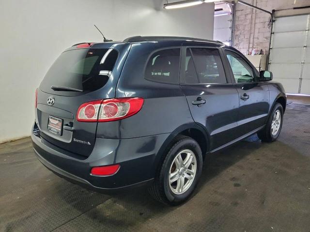 Photo of 2011 Mineral Gray Hyundai SANTA FE