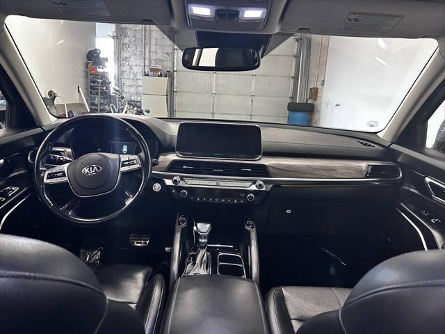 Photo of 2020 Everlasting Silver Kia Telluride