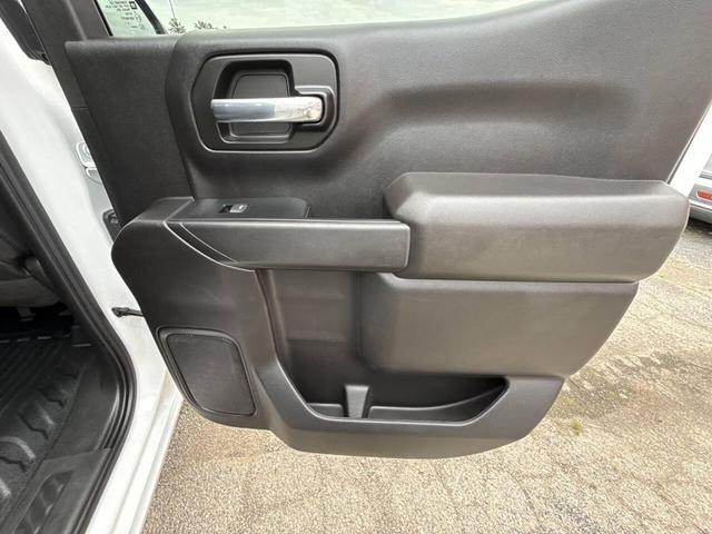 Photo of 2023 Pacific Blue Metallic GMC Sierra 1500