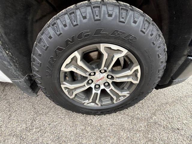 Photo of 2023 Pacific Blue Metallic GMC Sierra 1500