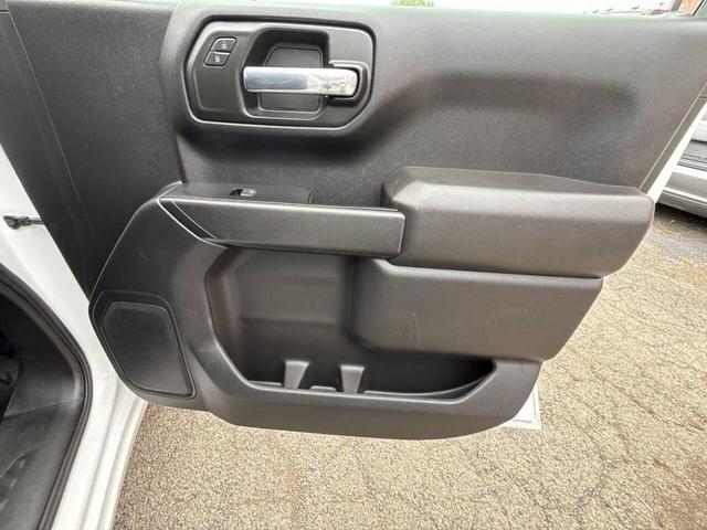 Photo of 2023 Pacific Blue Metallic GMC Sierra 1500