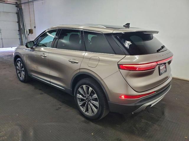 Photo of 2020 Tan Lincoln Corsair