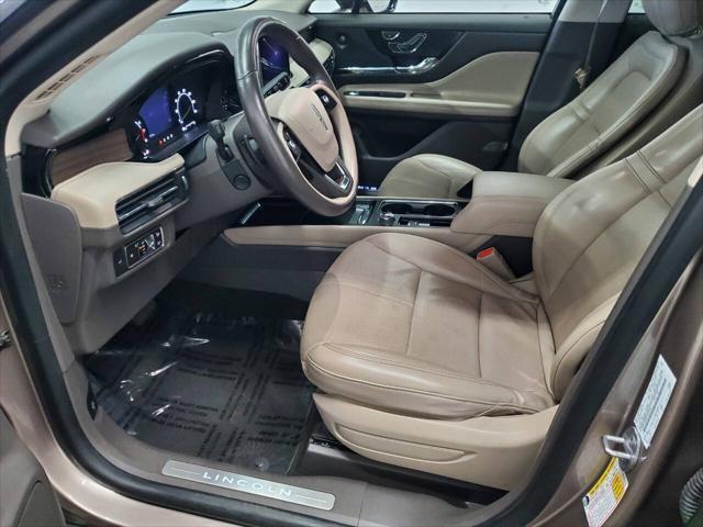 Photo of 2020 Tan Lincoln Corsair
