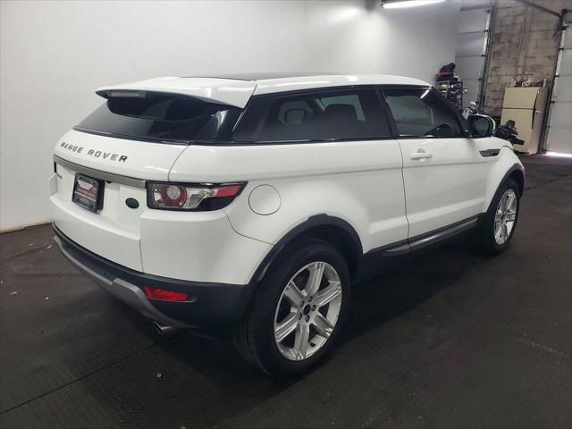 Photo of 2012 Fuji White Land Rover Range Rover Evoque