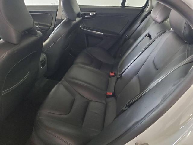 Photo of 2015 White Volvo S60