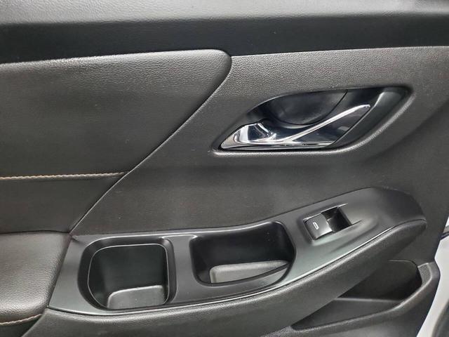 Photo of 2018 Mosaic Black Metallic Chevrolet Traverse