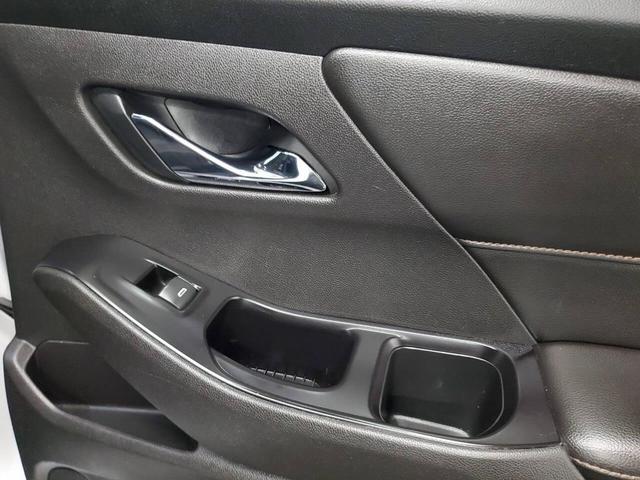 Photo of 2018 Mosaic Black Metallic Chevrolet Traverse
