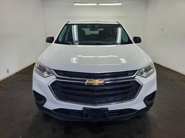 Photo of 2018 Mosaic Black Metallic Chevrolet Traverse