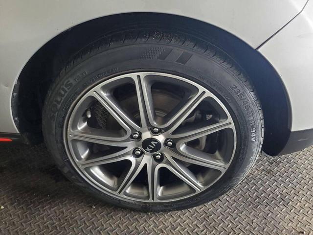 Photo of 2019 Bright Silver Kia Soul
