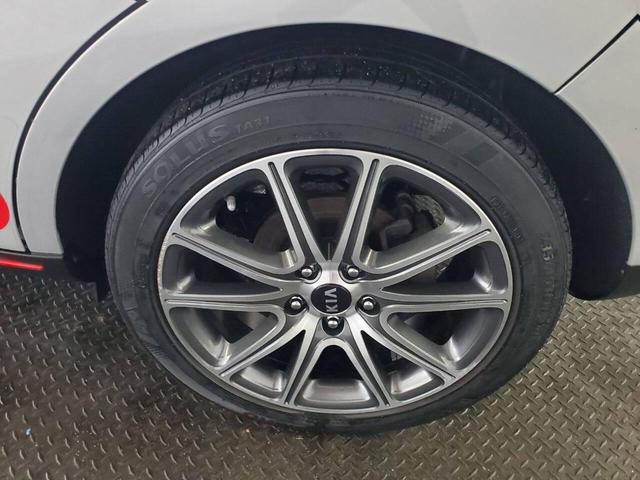 Photo of 2019 Bright Silver Kia Soul