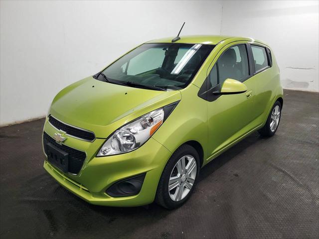 Photo of 2013 Jalapeno Metallic Chevrolet Spark