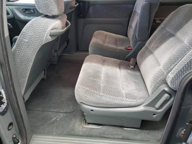 Photo of 2000 Mesa Beige Metallic Honda Odyssey