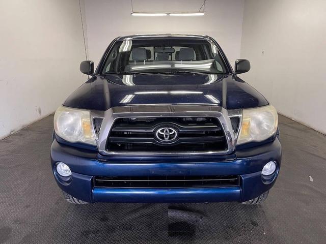 Photo of 2006 Blue Toyota Tacoma