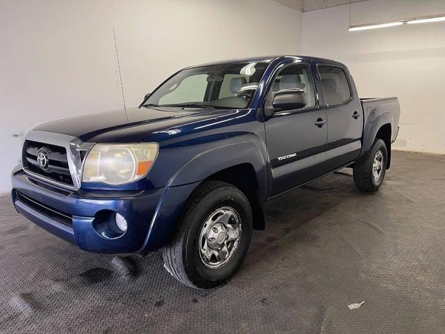 Photo of 2006 Blue Toyota Tacoma