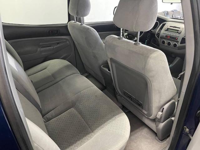 Photo of 2006 Blue Toyota Tacoma