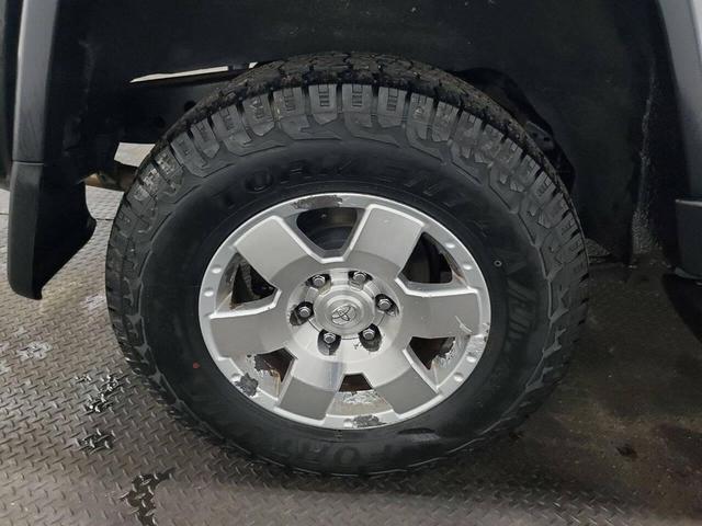 Photo of 2007 Titanium Metallic Toyota FJ Cruiser