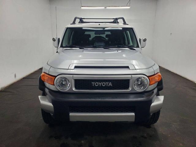 Photo of 2007 Titanium Metallic Toyota FJ Cruiser