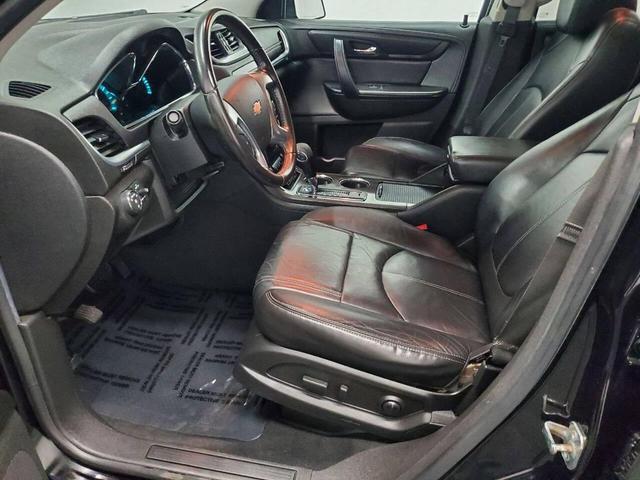 Photo of 2016 Mosaic Black Metallic Chevrolet Traverse