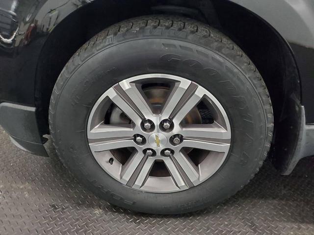 Photo of 2016 Mosaic Black Metallic Chevrolet Traverse