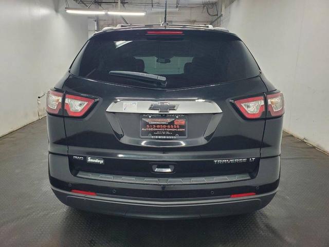 Photo of 2016 Mosaic Black Metallic Chevrolet Traverse