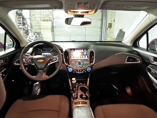 Photo of 2018 Red Chevrolet Cruze
