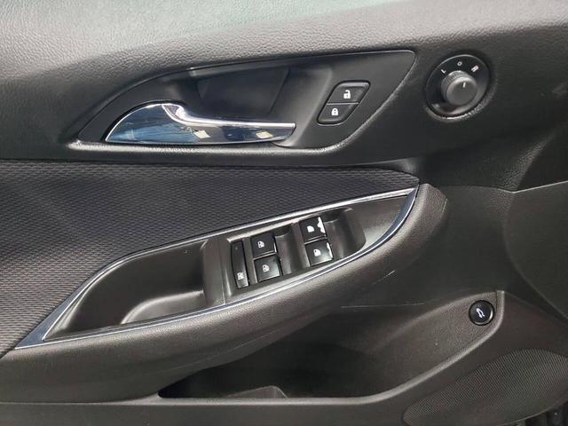 Photo of 2017 Gray Chevrolet Cruze