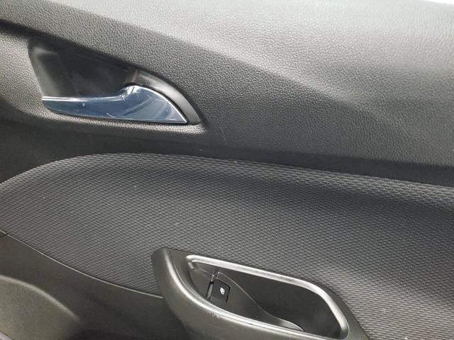 Photo of 2017 Gray Chevrolet Cruze