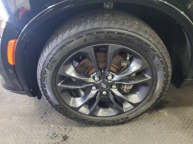 Photo of 2021 DB Black Clearcoat Dodge Durango