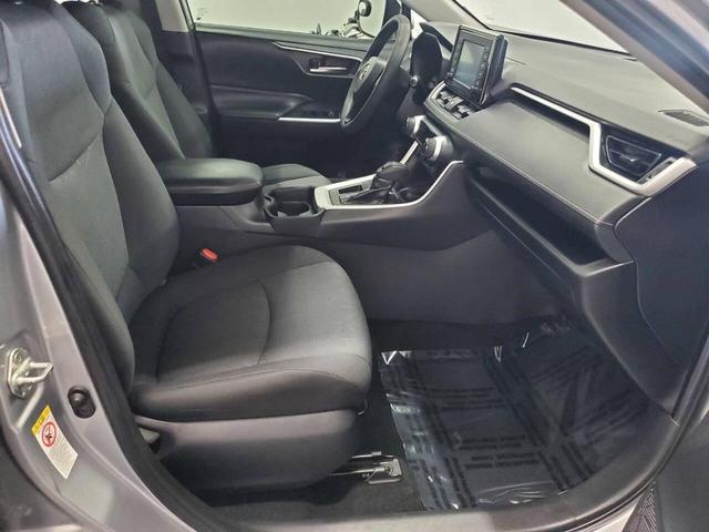 Photo of 2019 Silver Sky Metallic Toyota RAV4