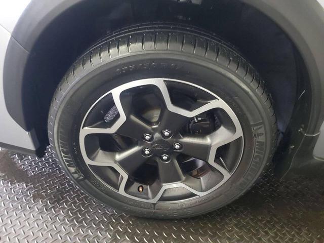 Photo of 2015 Ice Silver Metallic Subaru XV Crosstrek